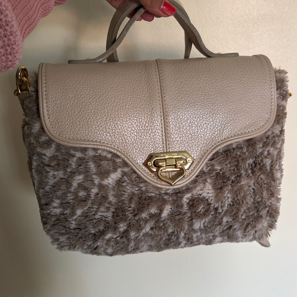 Samantha Thavasa Fuzzy Handbag Crossbody